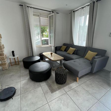 Apparemment T2 En Centre Ville Gournay-en-Bray Exteriér fotografie